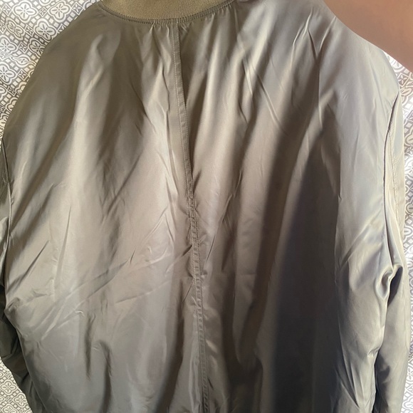 Bongo Green Bomber Jacket - Picture 2 of 5